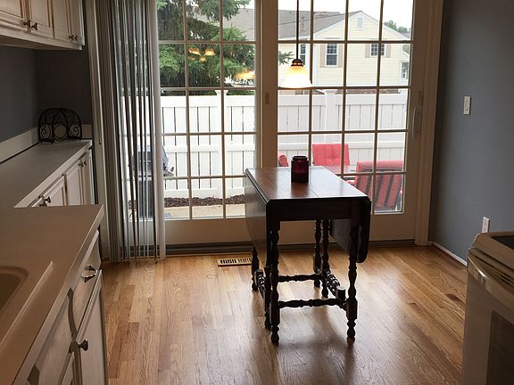 4th image of 21358 Glen Haven Cir E #281