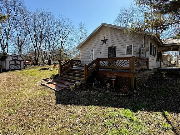 2nd image of 426 Evans Rd