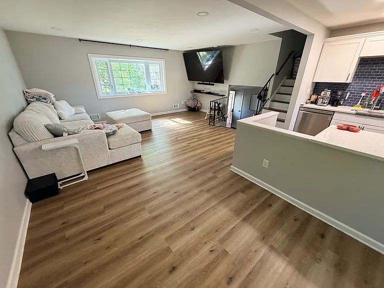 22 Barker Rd — Photo 4