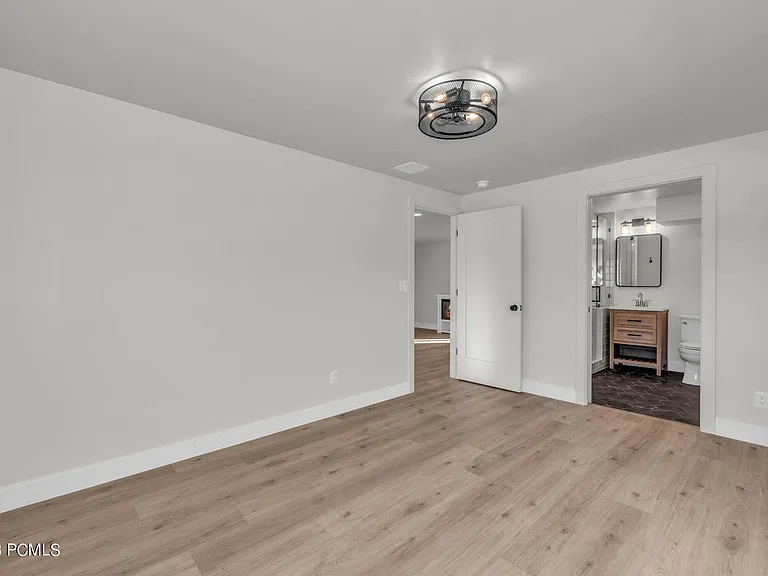 6236 N Countryside Cir — Photo 25