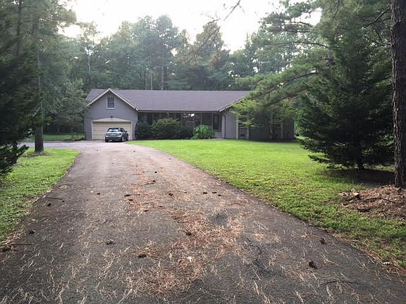 3rd image of 2444 Johnstown Rd