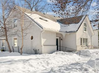1064 Humboldt Ave, West Saint Paul, MN 55118