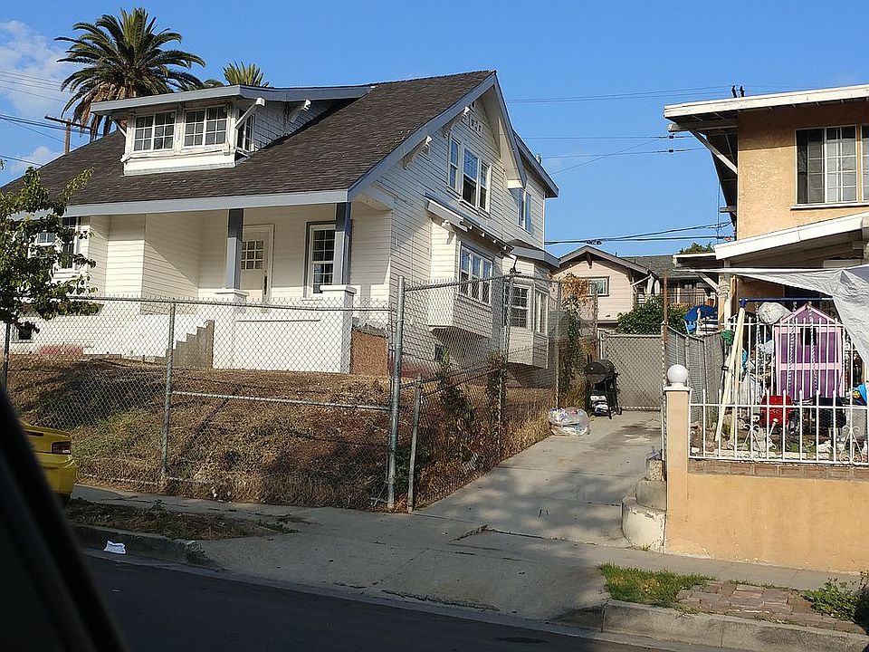 1st image of 152 N Benton Way