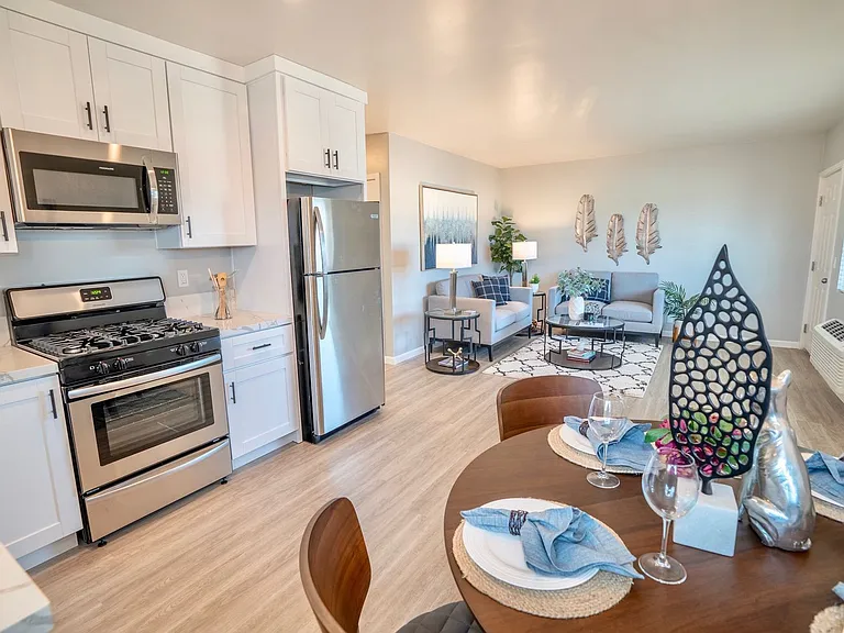 TFR — Photo 1