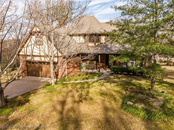 604 Azure Hills Dr, Van Buren, AR 72956