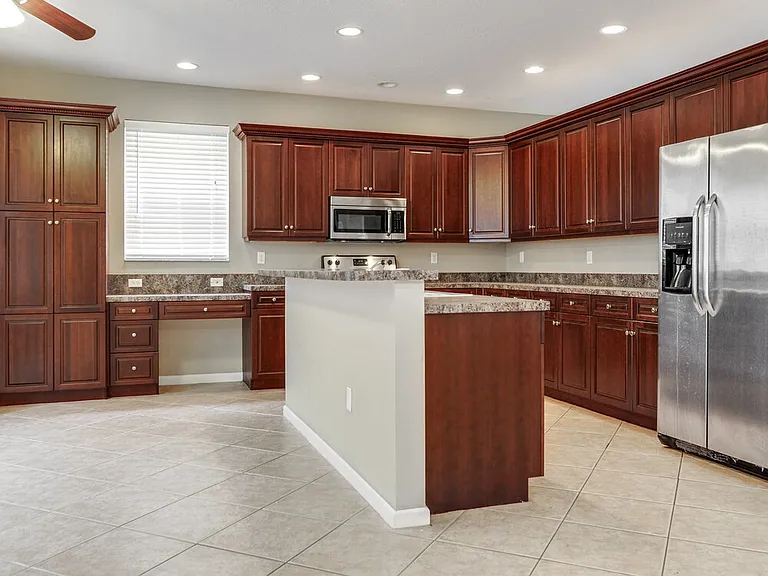 1603 Briar Oak Dr — Photo 6