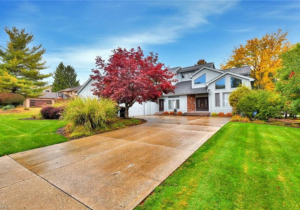 1st image of 25261 Margot Ct
