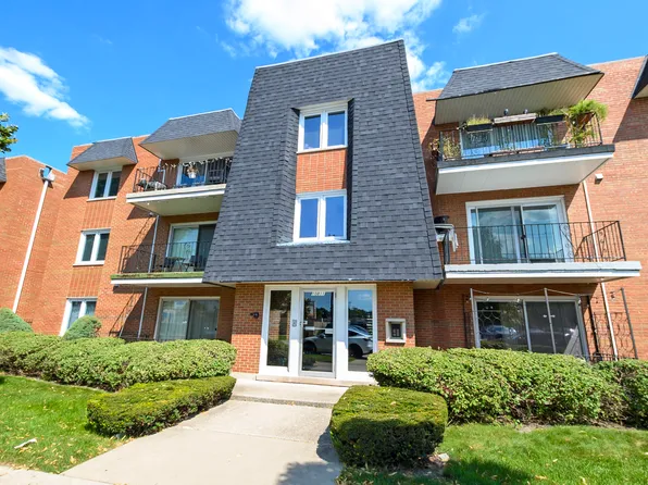 10811 S Keating Ave APT 2SW, Oak Lawn, IL 60453