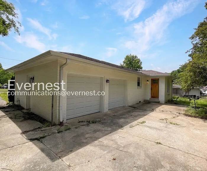 109 Shirley Dr — Photo 21