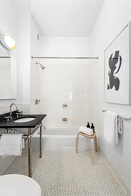 Rented by Compass | media 29