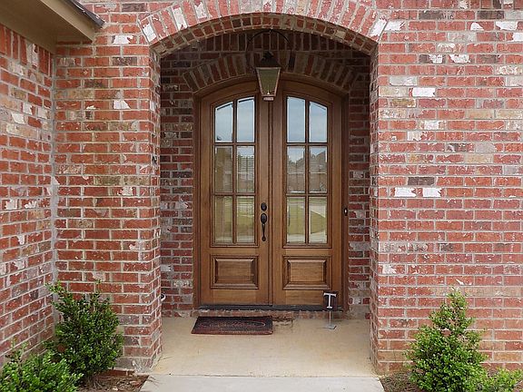 4th image of 121 Northwind Dr