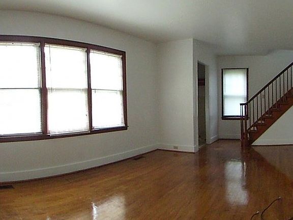 2nd image of 509 N Seminary Ave