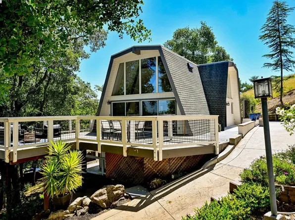 2515 Lunada Ln, Alamo, CA 94507