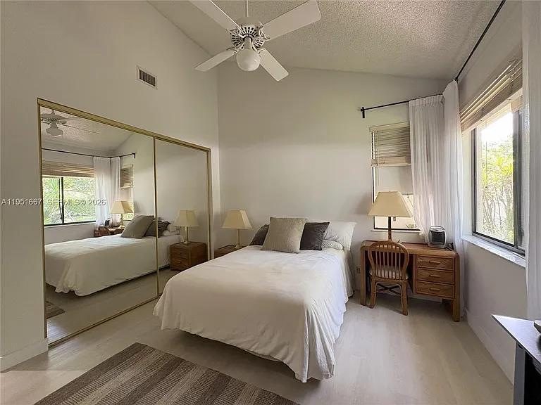 2538 Windsor Way Ct #NA — Photo 19