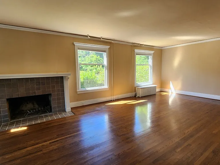 3316 Grand Ave — Photo 3