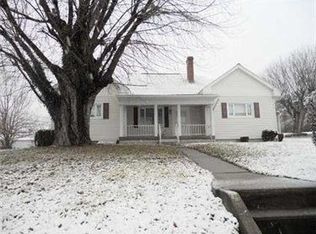 1100 Connellsville Rd, Fayette City, PA 15438