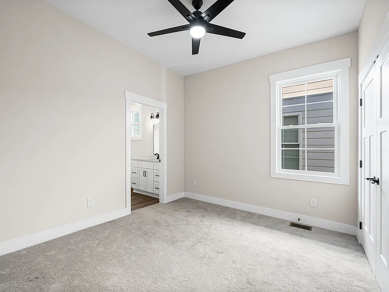 214 Village Sq — Photo 11
