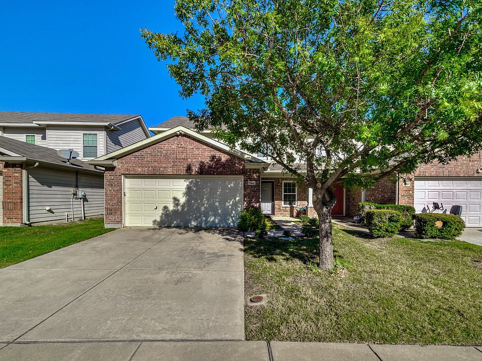1st image of 7416 Cowhand Ct
