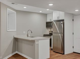 1348 W Bryn Mawr Ave #B, Chicago, IL 60660