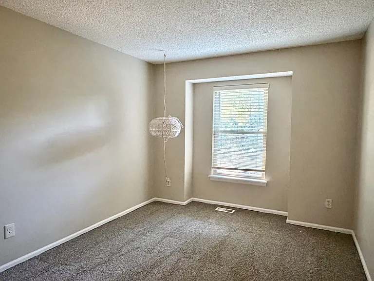 8599 Rabbitbrush Way — Photo 20