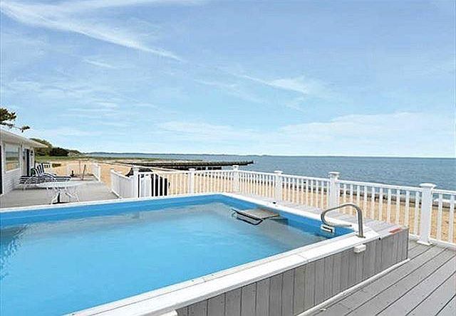 1st image of 501 Beach Ct