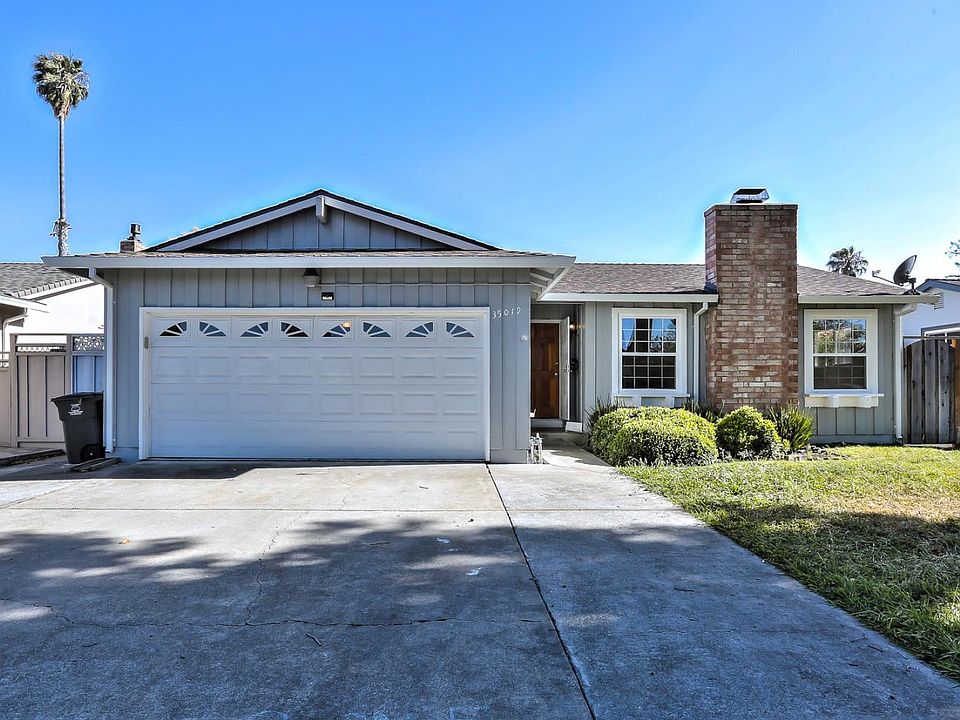1st image of 35019 Begonia St