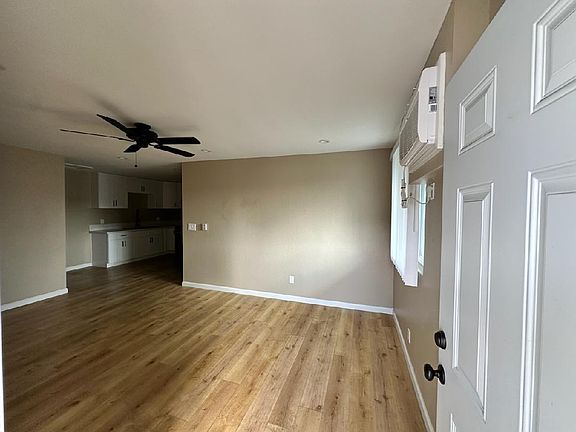 4th image of 8113 Cypress Ave Unit E