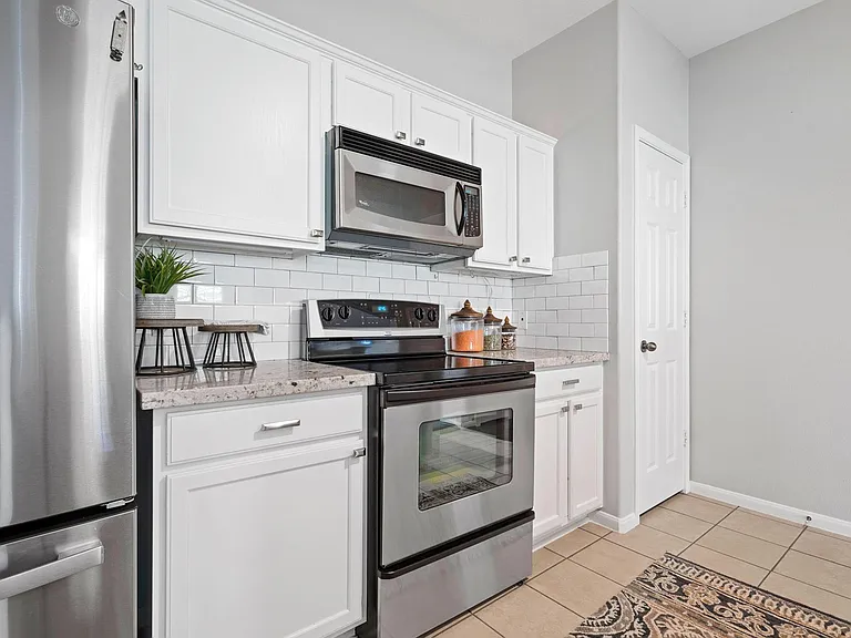 6607 Lake Woodlands Dr #633 — Photo 14
