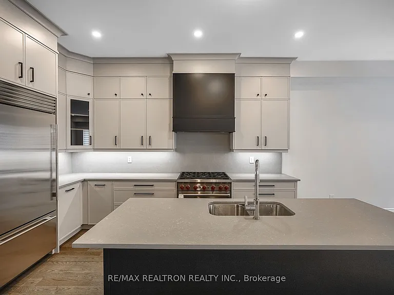 9480 Bayview Ave #4A — Photo 5
