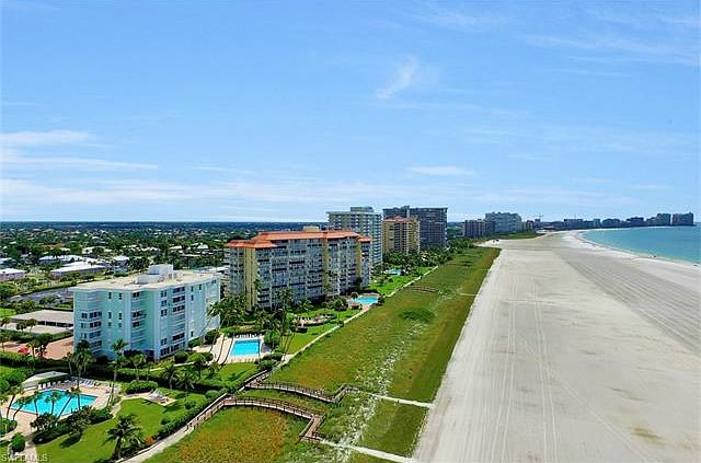 1st image of 220 Seaview Ct APT 103