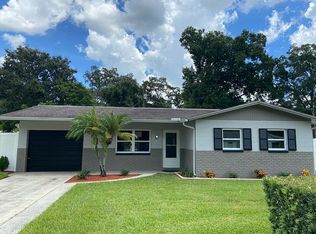 303 Harmony Ln, Brandon, FL 33511