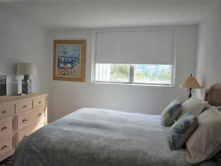210 Sea View Dr #408 — Photo 20