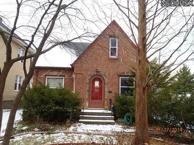3378 W 131st St photo 1