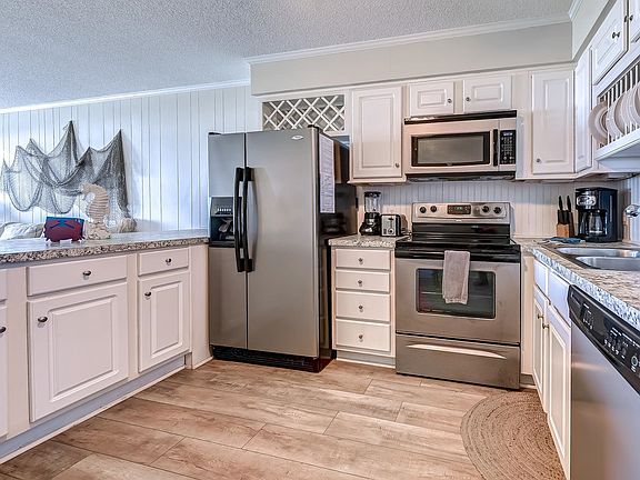 5th image of 9540 Shore Dr. #1-J