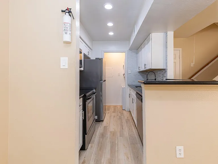 14600 Fonmeadow Dr #1106 — Photo 4