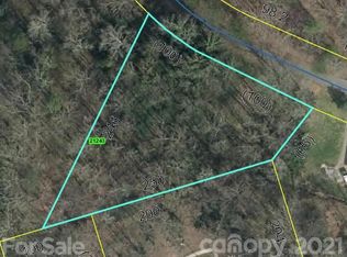 1121 General Hoke Dr, Lincolnton, NC 28092