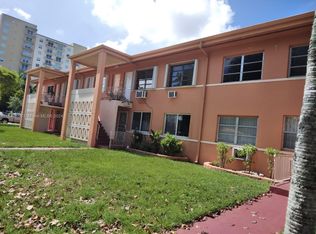 3651 SW 11th St #6B, Miami, FL 33135