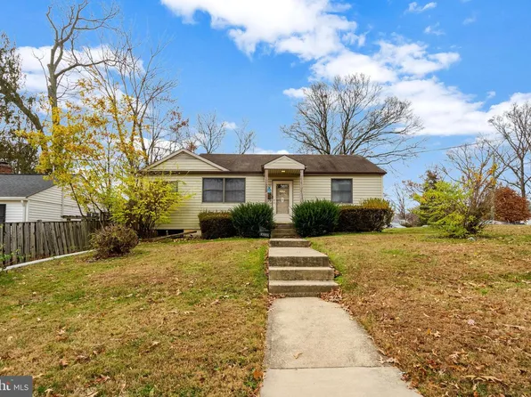 10929 Milburn St, Fairfax, VA 22030