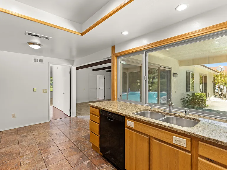 17305 Campillo Dr — Photo 15