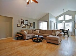 93 E Mistybreeze Cir, Spring, TX 77381