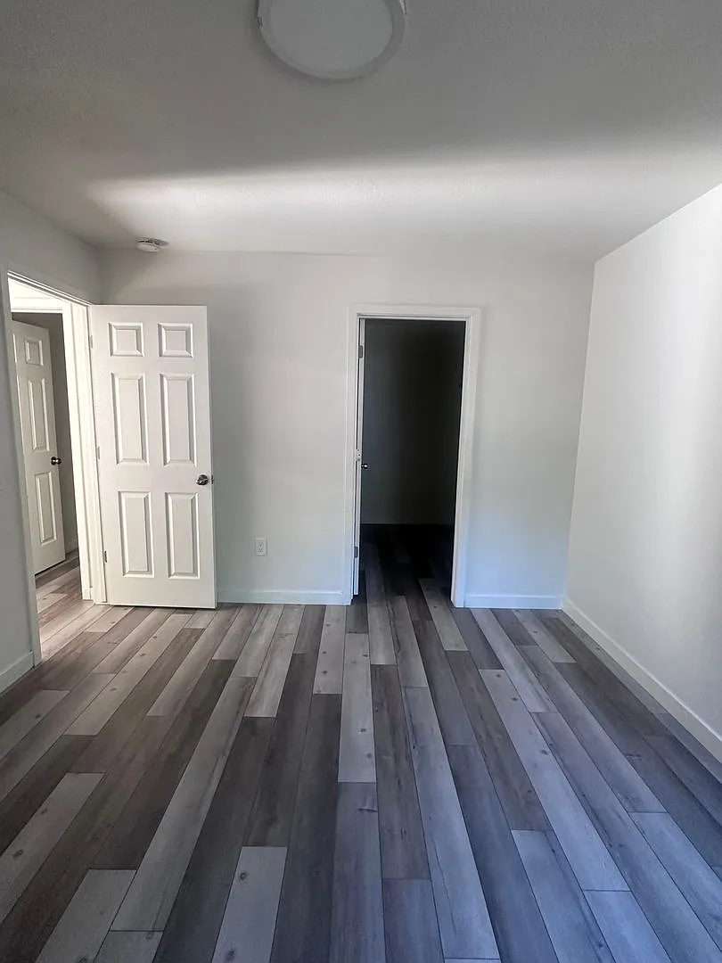 3671 Spruce Avenue — Photo 4