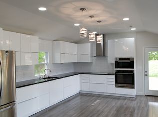 7019 Yankeetown Rd, Newburgh, IN 47630