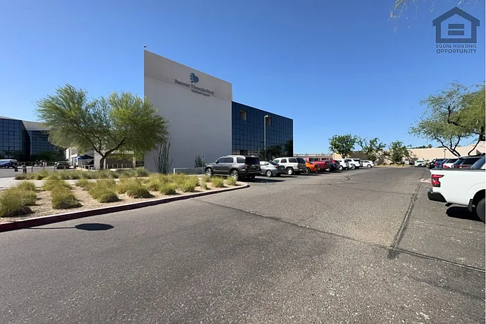 7202 W Corrine Dr — Photo 47