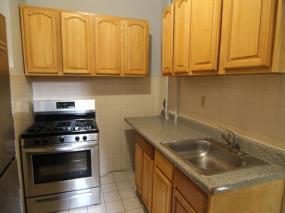5th image of 39-31 24th St #1A