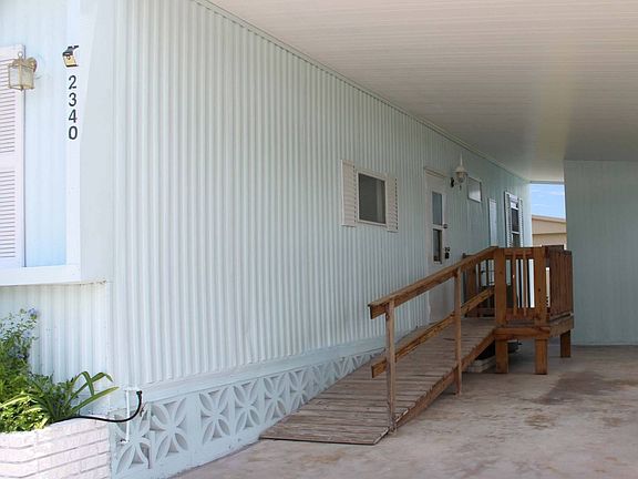 5th image of 2340 Fremont Dr