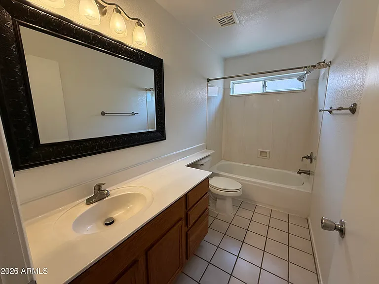 4855 W Buffalo St — Photo 16
