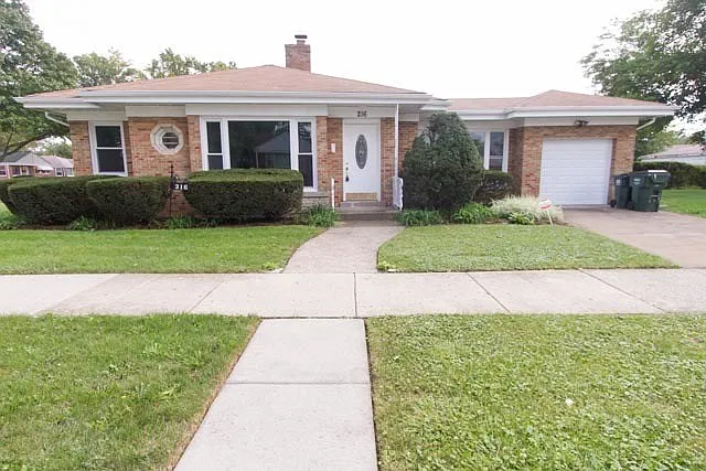 216 Bohland Ave photo 1