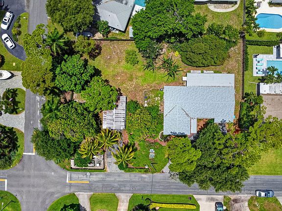 2nd image of 2709 SW 6th Street