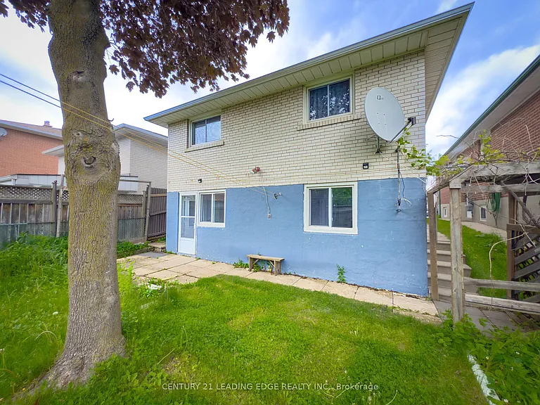 10 Clipper Rd #BASEMENT — Photo 4