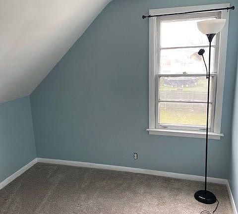 3rd image of 24 Evelyn Ave Floor 2